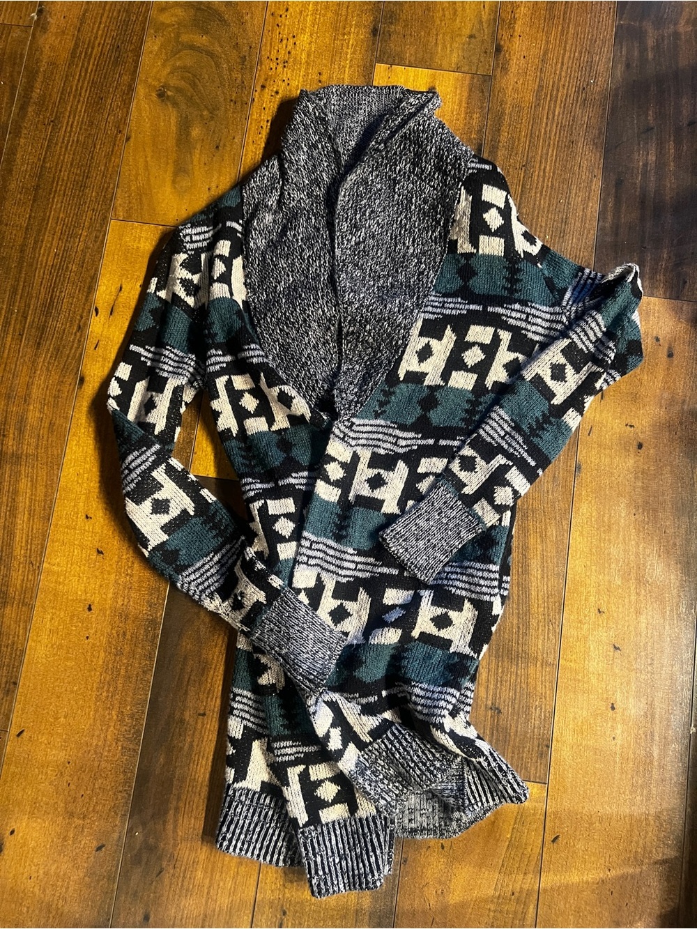 Cozy Geometric Open-Front Cardigan Sweater - Teal, Black & Cream